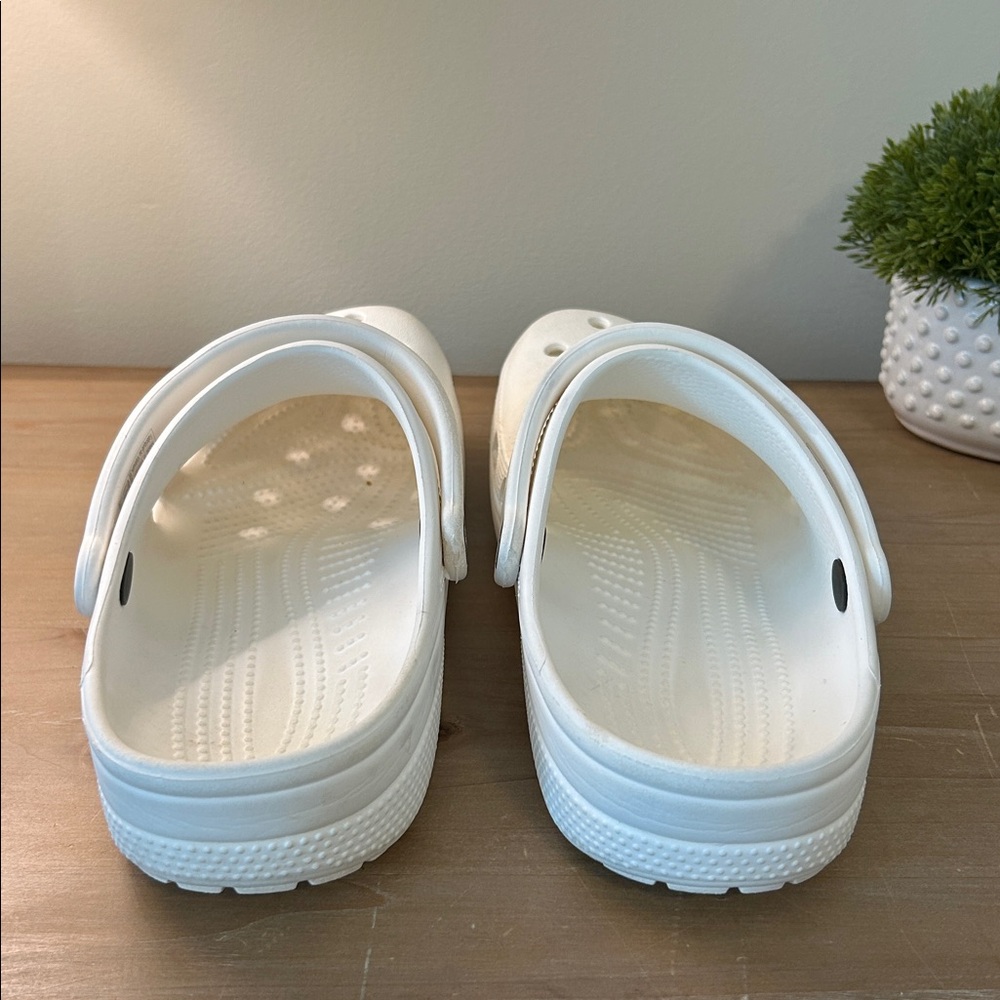 CROCS - Classic White (M9/W11) - Picture 3 of 6